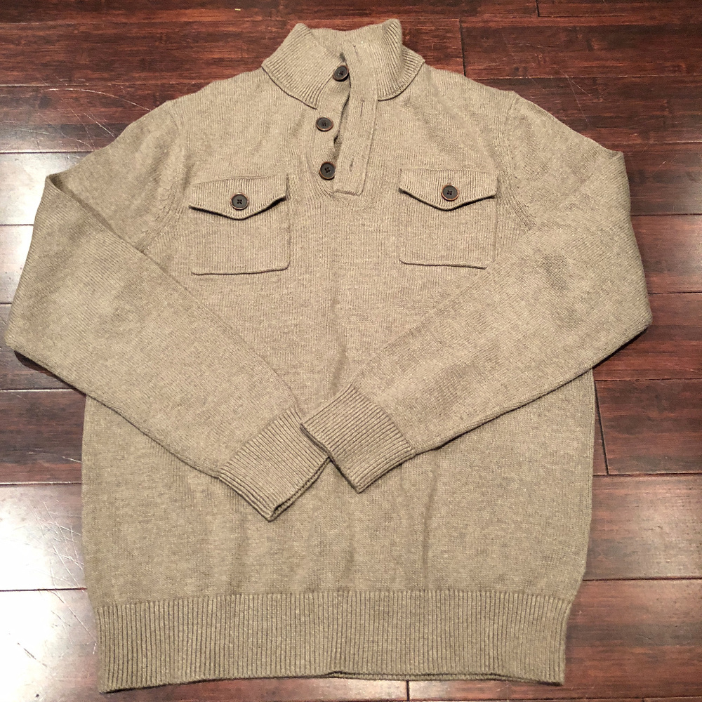 Banana Republic Pull Over Sweater